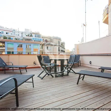 Lindo Atico En El Centro De Apartment Barcelona
